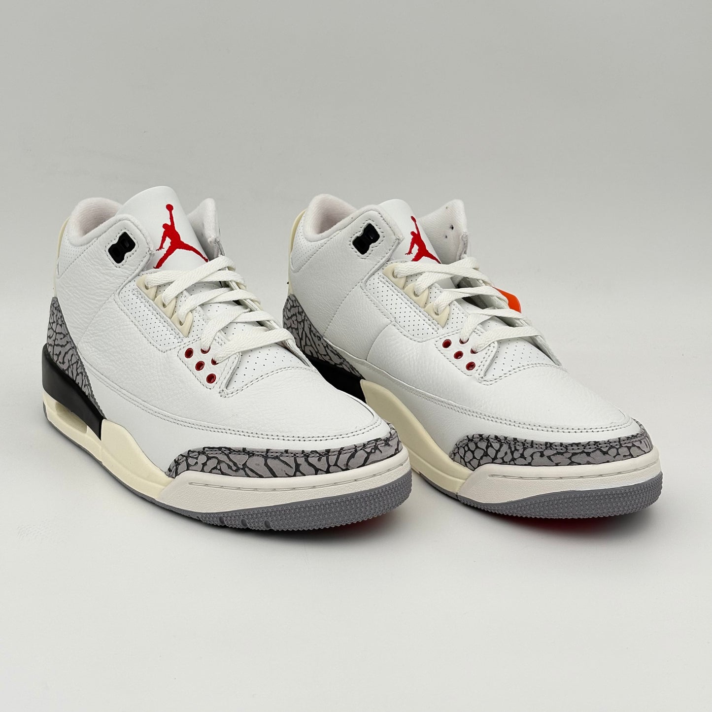 Jordan 3 Retro
White Cement Reimagined