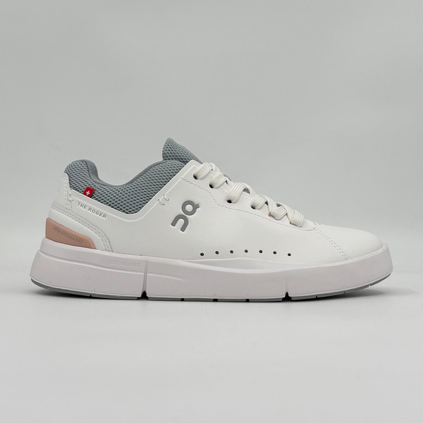 On The Roger Advsntage White Roseship