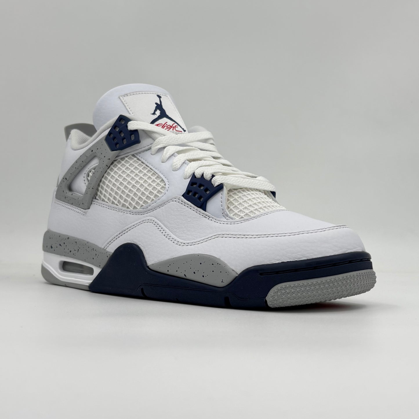 Jordan 4 Retro
Midnight Navy